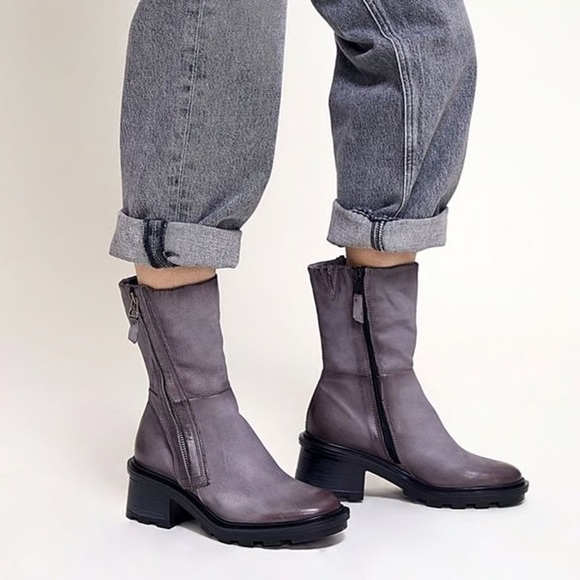Miz Mooz Shoes - Miz Mooz Rocco Combat Boot In Concrete